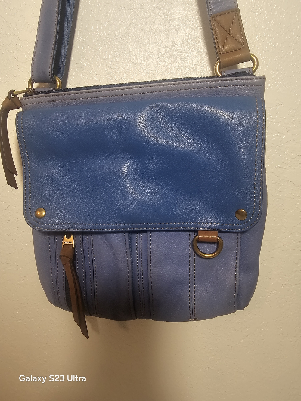 Fossil Blue Shoulder Bag Adjustable Strap Zipper D Ring Contrast Stitching - Picture 2 of 9